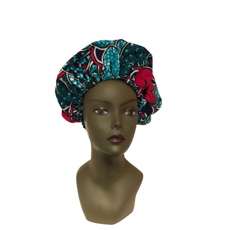 Bonnet de nuit doublé de satin vert esperance et sa touche de rouge